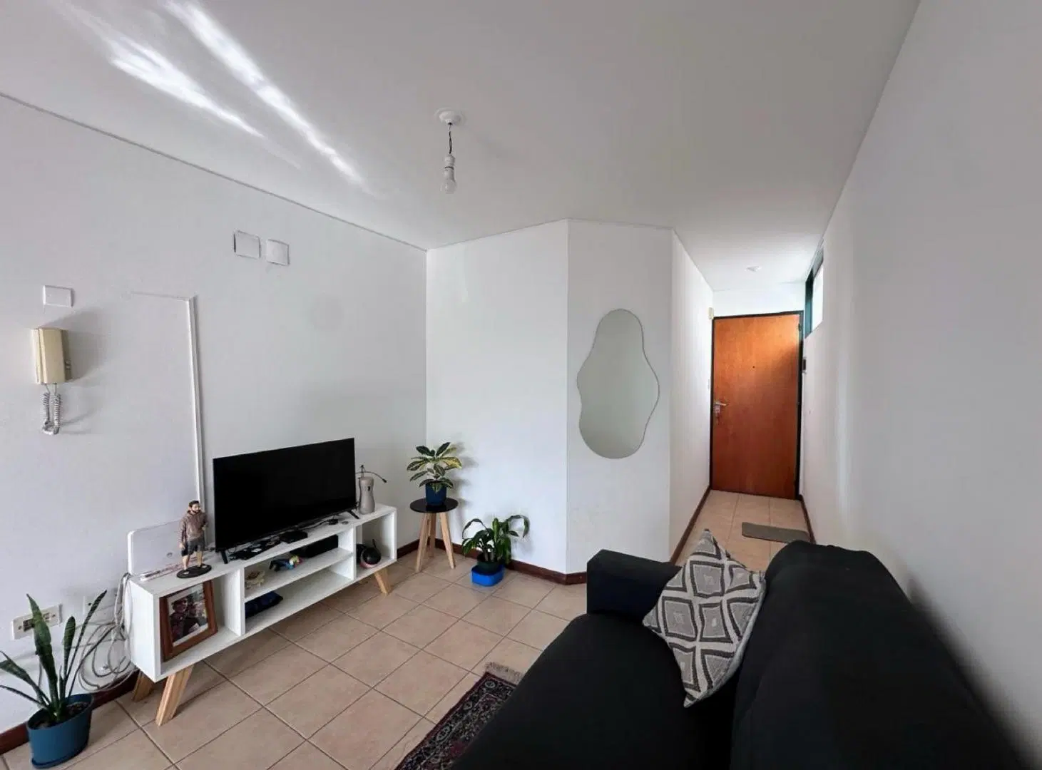 VENTA Departamento dos dormitorios con balcón Nueva Cordoba 2