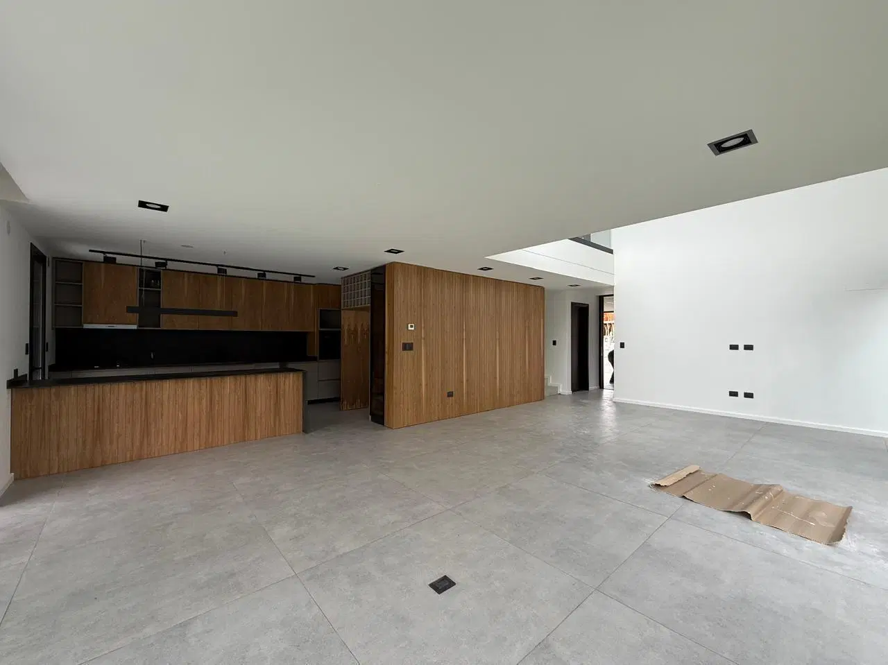 Venta casa premium 3 dormitorios La Luisita 5