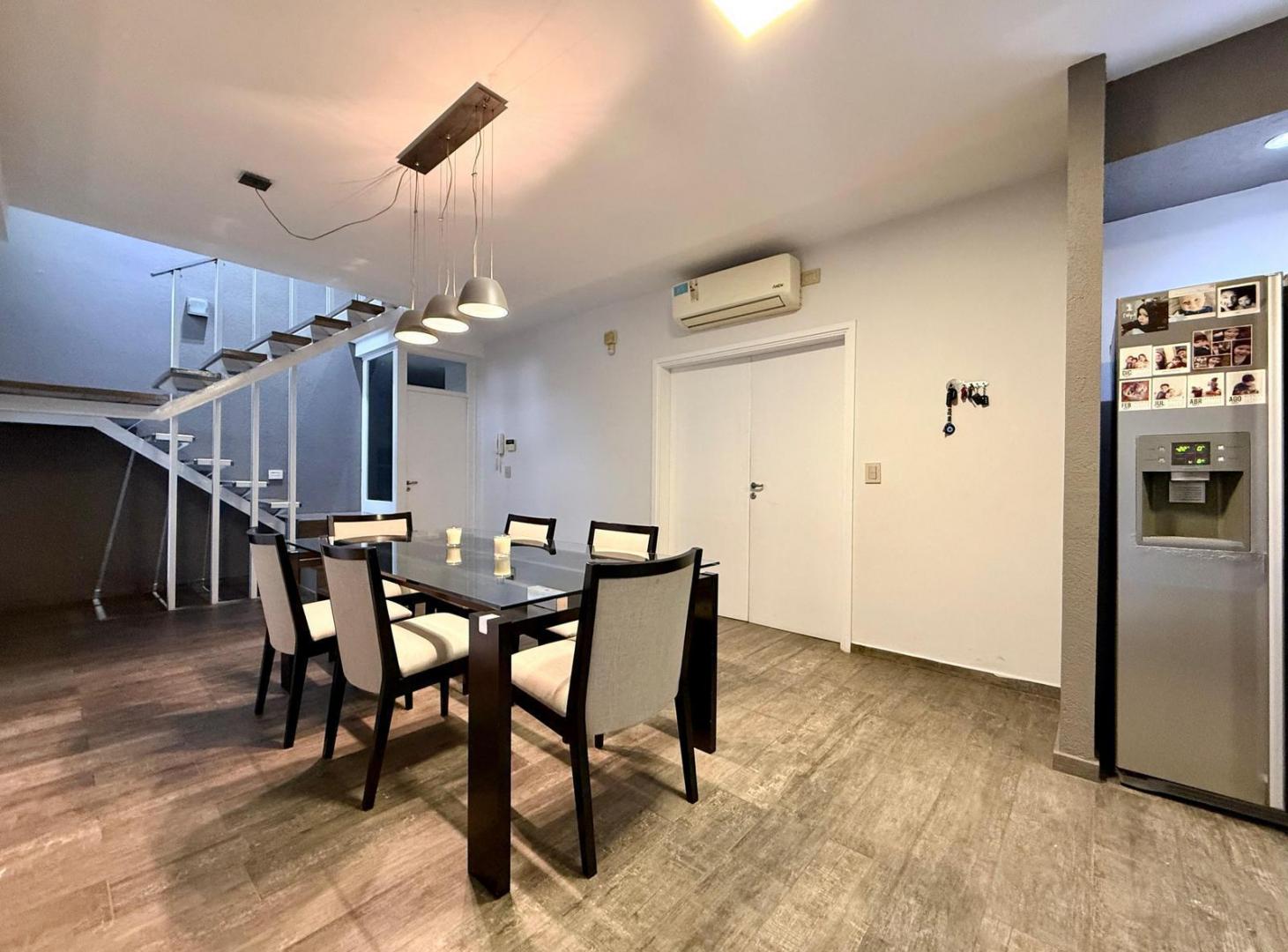 Foto de Venta casa 4 dormitorios pileta Jardines del Jockey, imagen 4