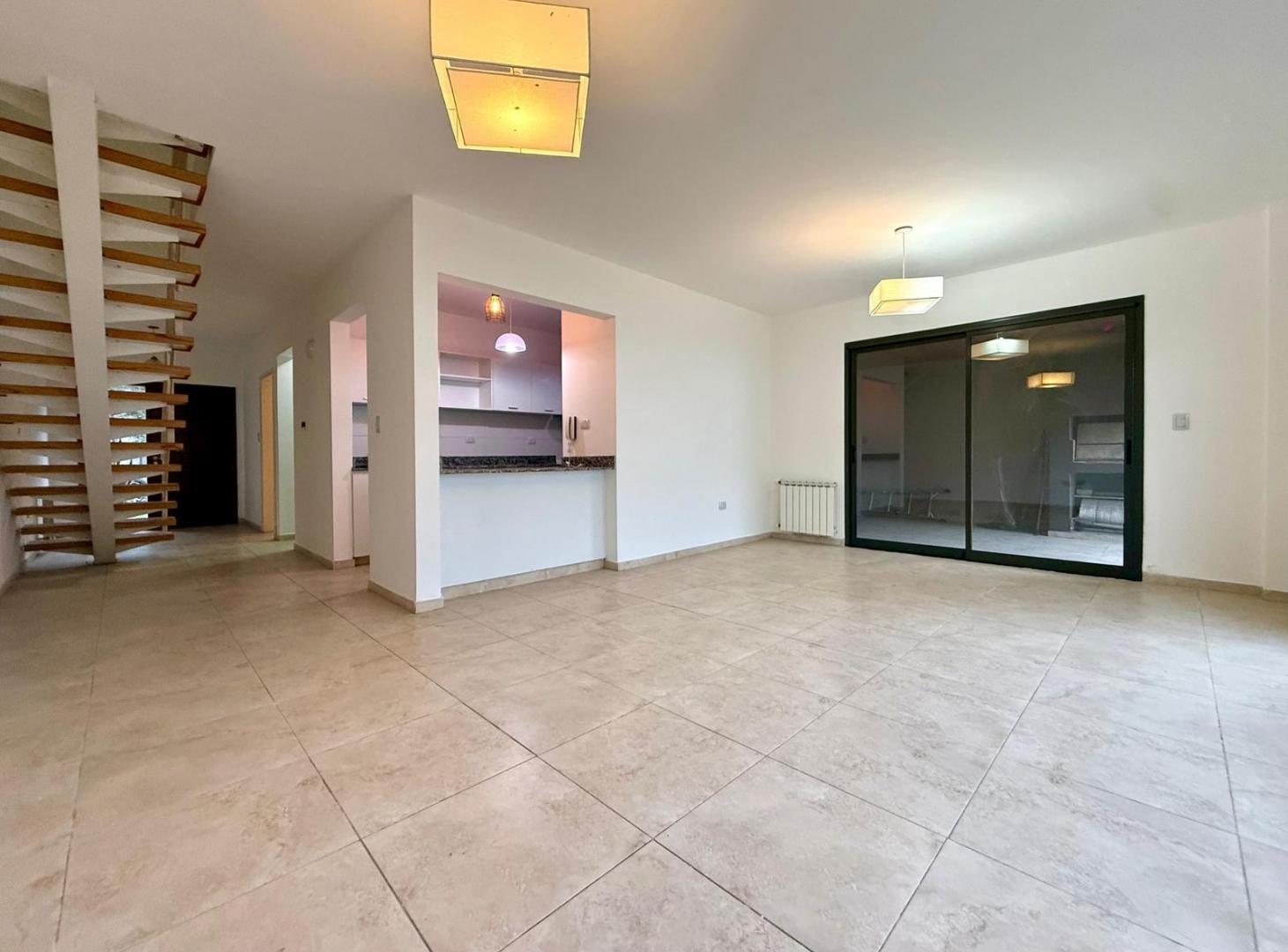 Foto de Venta casa 2 dormitorios con pileta Miradores de Manantiales, imagen 4