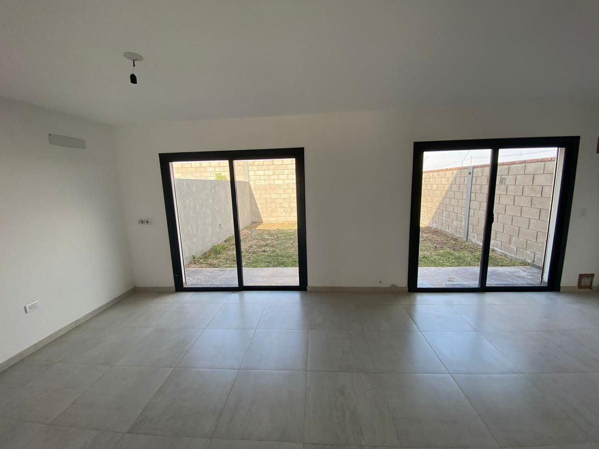 Foto de DUPLEX EN ALQUILER 3 DORMITORIOS SOLARES DE MANANTIALES, imagen 5