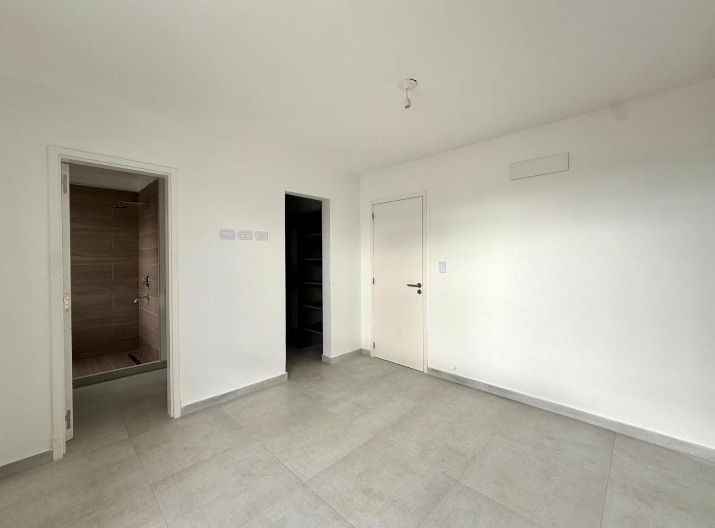 Foto de Venta duplex 3 dormitorios 3 baños Miradores de Manantiales 2, imagen 2