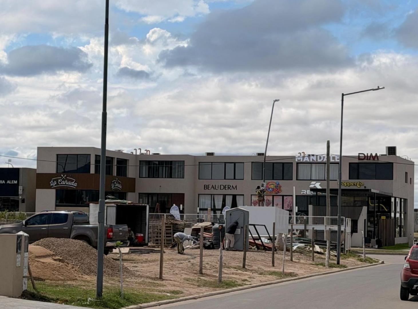 Foto de Lote en Colinas de Manantiales 450 m2 Apto Duplex, imagen 4