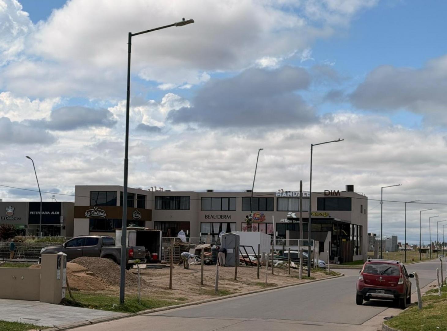Foto de Lote en Colinas de Manantiales 450 m2 Apto Duplex, imagen 2