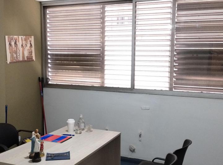 Alquilo oficina en ituzaingo 94, ciudad de cordoba 5