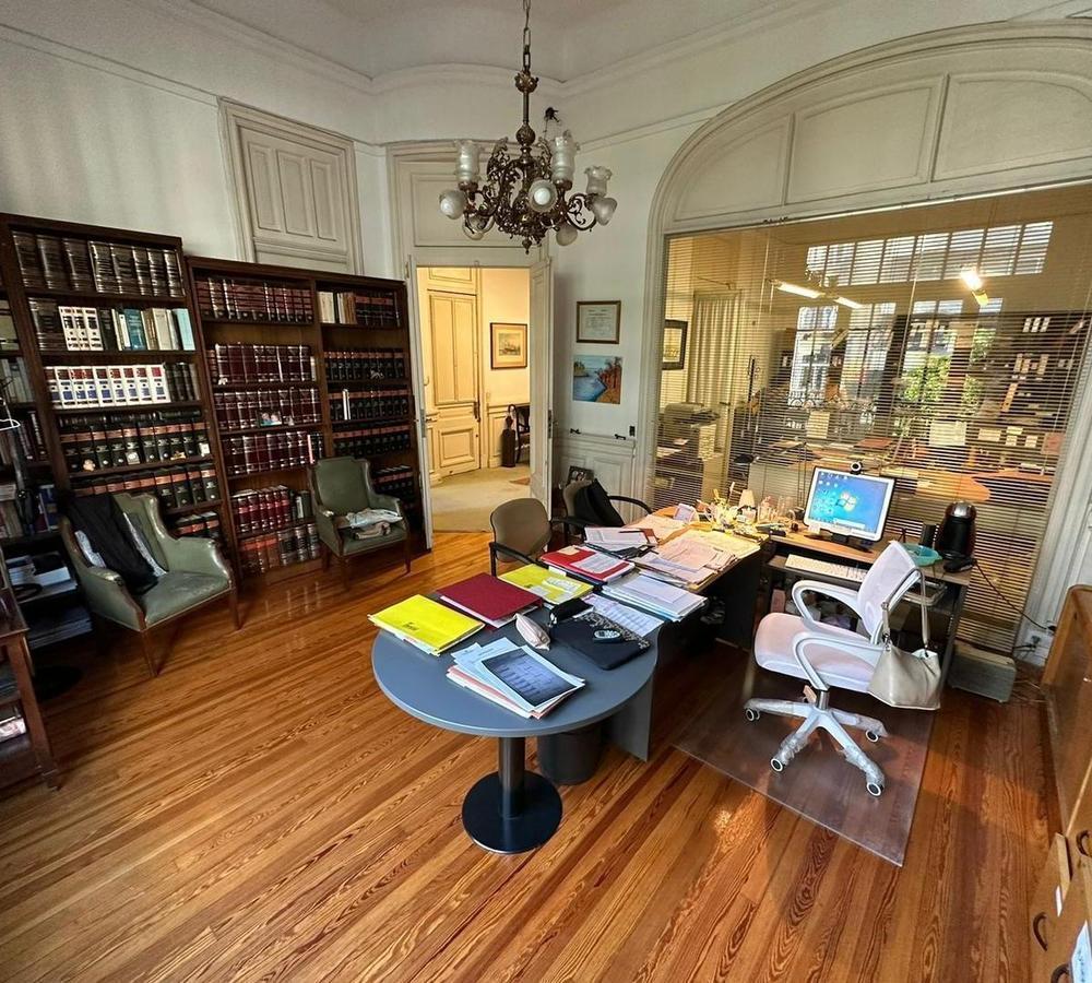 Departamento en venta 6 ambientes en Recoleta