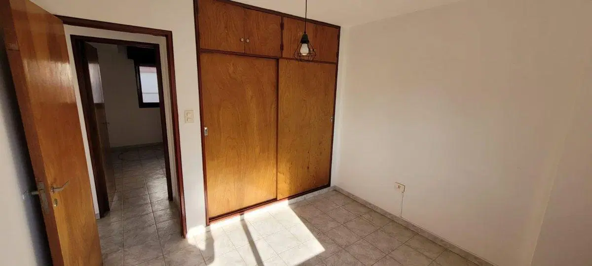VENTA DEPTO 3 DORM 2 BAÑOS EN BARRIO GENERAL PAZ 2