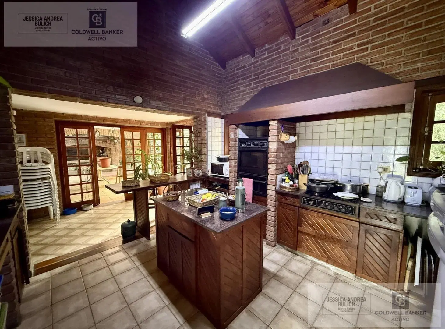 Venta casa 3 dorm en barrio Arguello 2