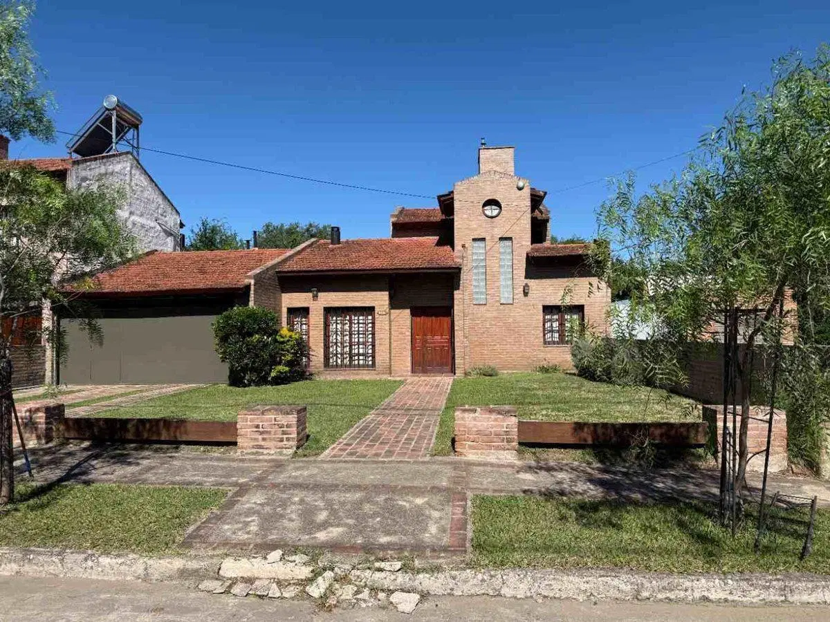 VENTA CASA VILLA BELGRANO 4 DORM PATIO PILETA 2