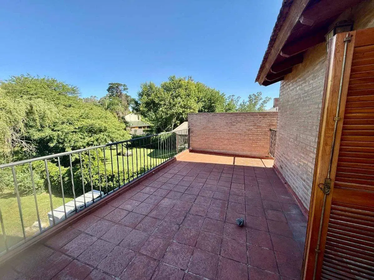 VENTA CASA VILLA BELGRANO 4 DORM PATIO PILETA 4