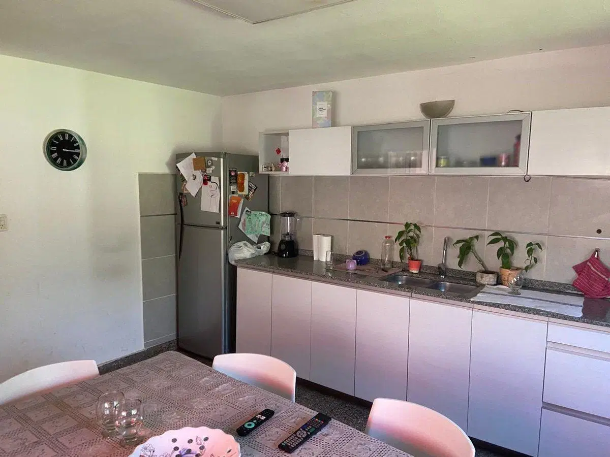 VENTA CASA 2 DORM EN BARRIO 1 DE MAYO 4