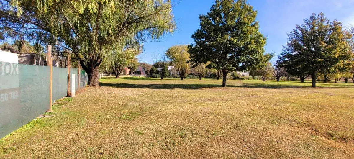 VENTA LOTE VALLE DEL GOLF 1564M2 SOBRE BOULEVARD 5