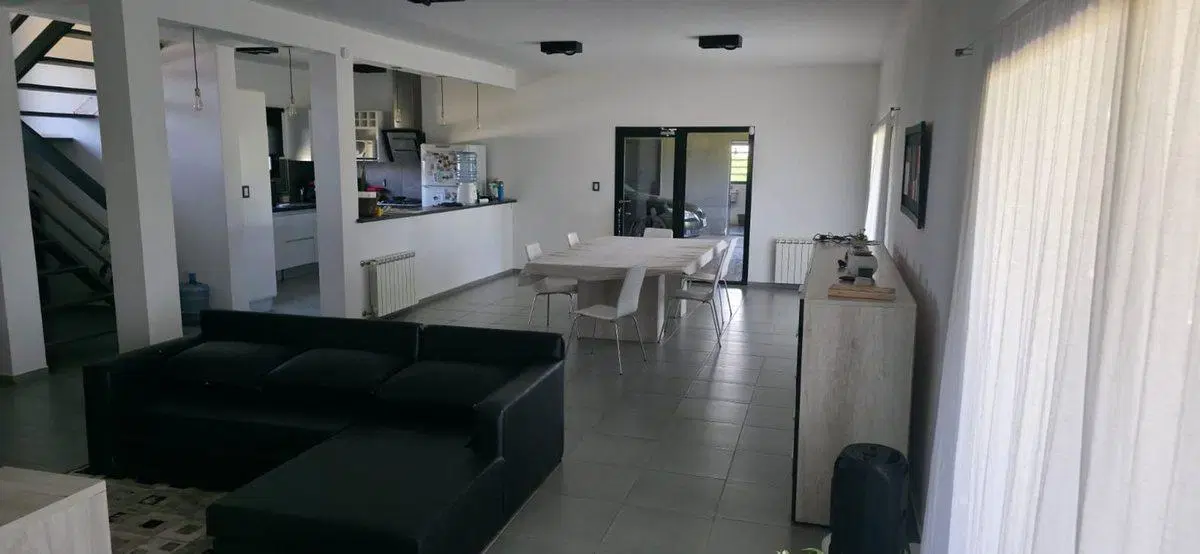 VENTA CASA ESTACION DEL CARMEN 4 DORM PILETA 5