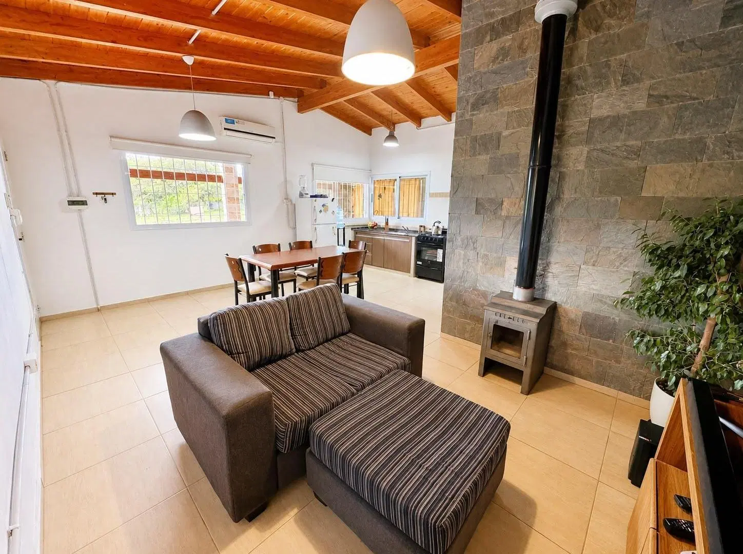 VENTA CASA COSQUÍN 2 DORM APTA CRÉDITO 3