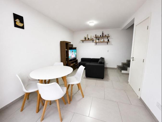 Foto de ALQUILER DUPLEX VILLA CARLOS PAZ 1 DORM PILETA COCHERA, imagen 4
