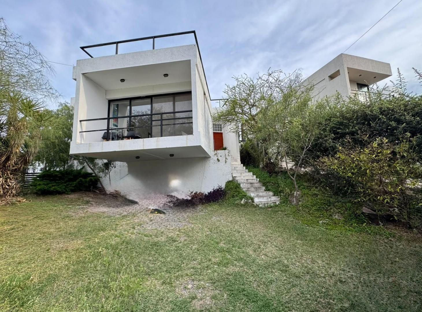 Foto de VENTA CASA LA ESTANZUELA 3 DORM PILETA APTO CREDITO, imagen 2