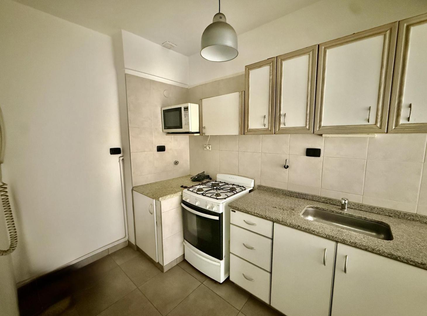 Foto de VENTA DEPARTAMENTO VILLA CARLOS PAZ 3 DORM COCHERA, imagen 4