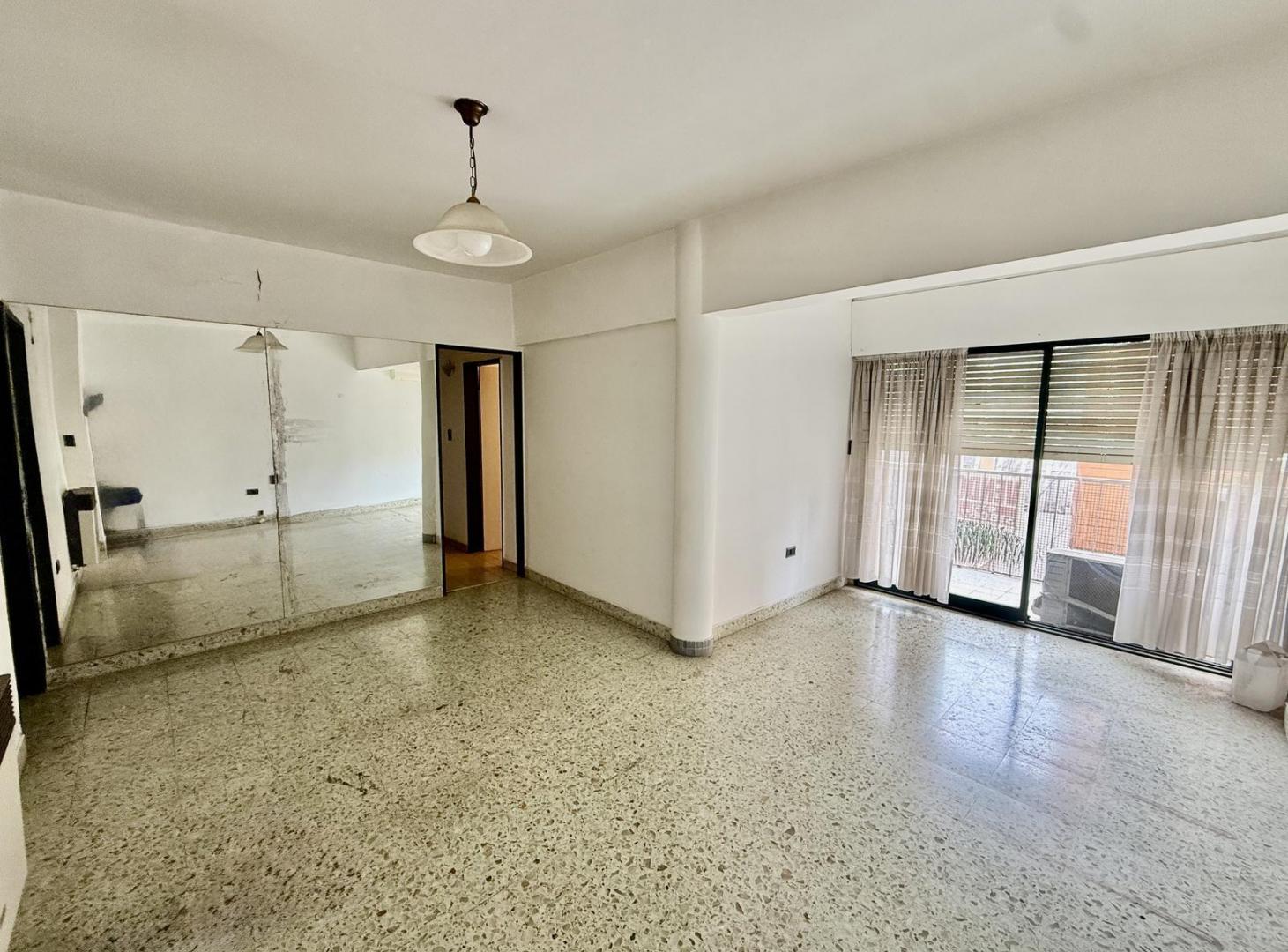 Foto de VENTA DEPARTAMENTO VILLA CARLOS PAZ 3 DORM COCHERA, imagen 1