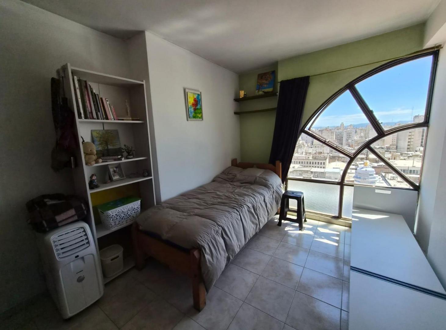 Foto de VENTA DEPTO CENTRO 2 DORM COCHERA, imagen 4