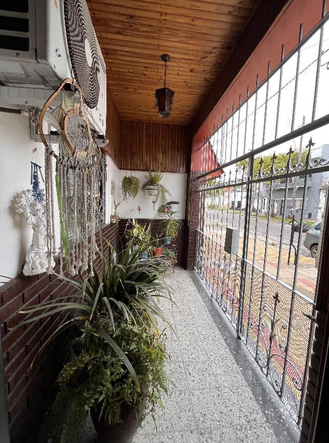 FINANCIACION DIRECTA CON LOS DUEÑOS!!! CASA EN VENTA EN PIÑEYRO! AMBIENTES AMPLIOS.