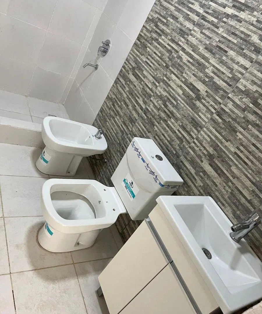 ALQUILER! HERMOSO PH DE 3 AMBIENTES EN PLANTA BAJA CON PATIO A ESTRENAR!
SIN EXPENSAS! 5