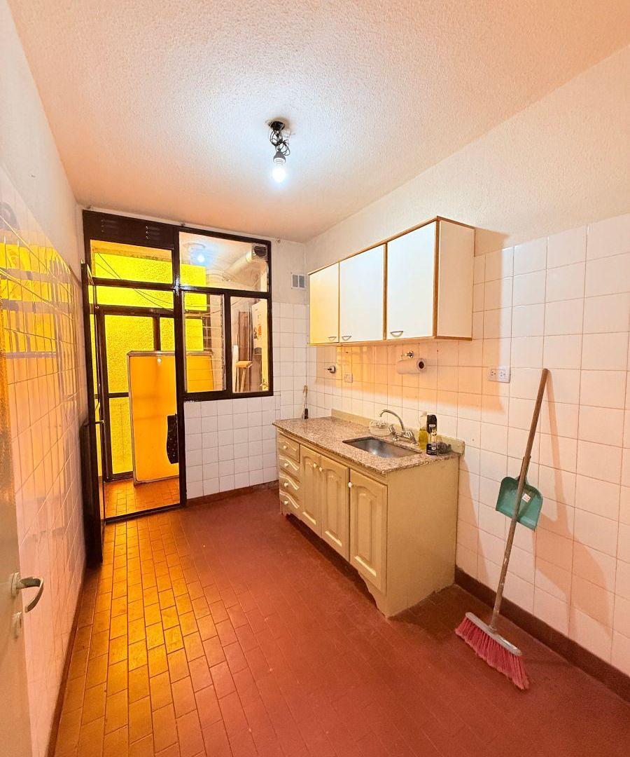 Foto de HERMOSO DPTO DE 4 AMBIENTES CON BALCON, A LA VENTA! APTO CRÉDITO!, imagen 4