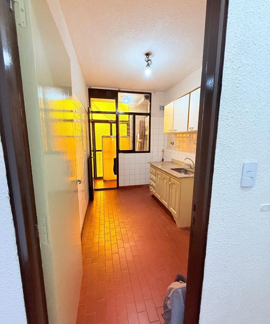 HERMOSO DPTO DE 4 AMBIENTES CON BALCON, A LA VENTA!