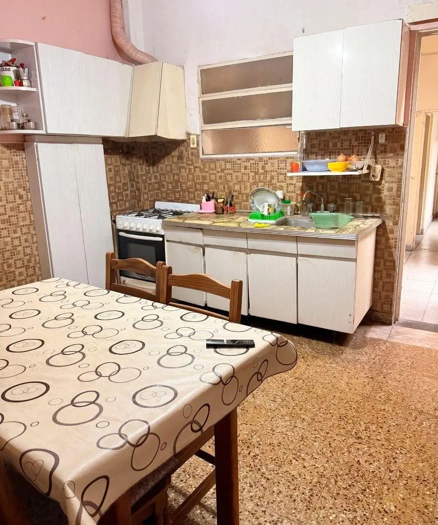 VENTA PH CON PATIO PRIVADO, A METROS DE AV. MITRE! EXCELENTE UBICACION! 5