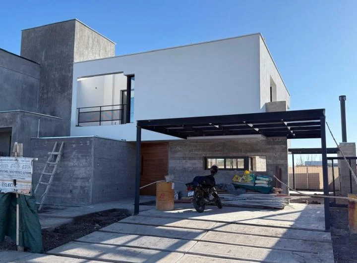 MAPA PROPIEDADES ALQUILA CASA A ESTRENAR EN BOEDO VILLAGE  2