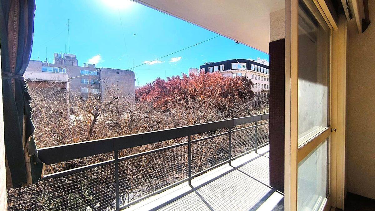 Foto de Venta Departamento Semipiso, 4 dormitorios, Peatonal Sarmiento 232, imagen 1