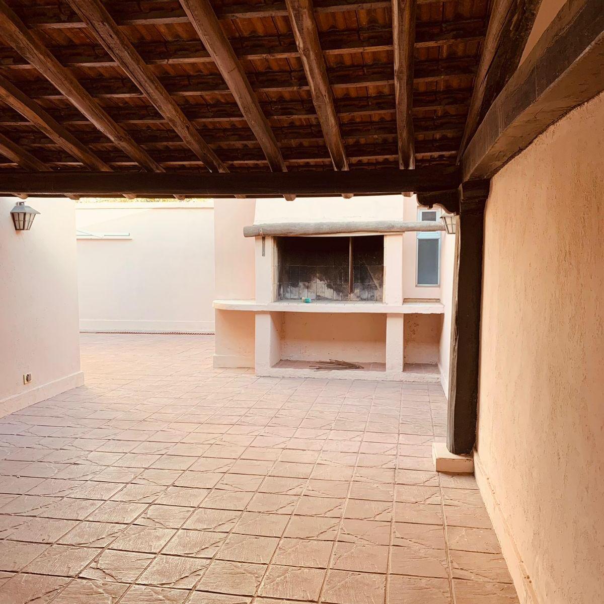 Dueño Vende Casa en Chacras de Coria 2
