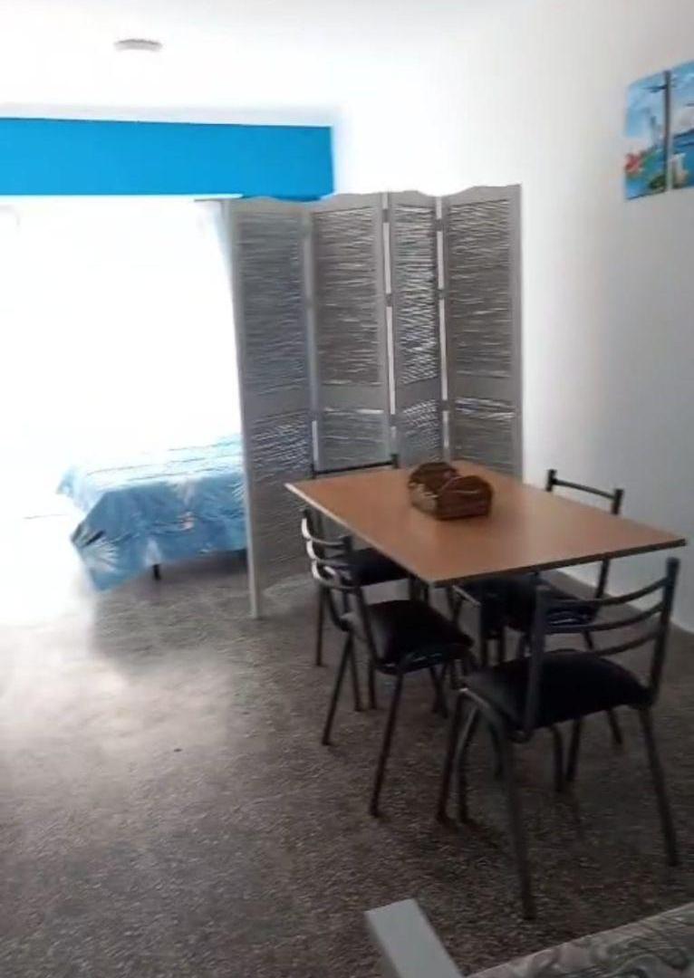 ALQUILER TEMPORAL/MAR DE AJÓ/MONOAMBIENTE P/2 o 3 Personas