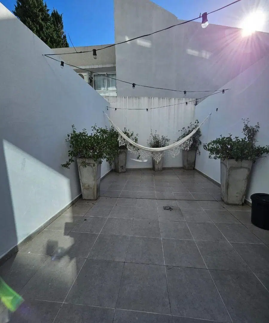 VENTA/MONOAMBIENTE PLANTA BAJA CON PATIO/ROSARIO CENTRO 2