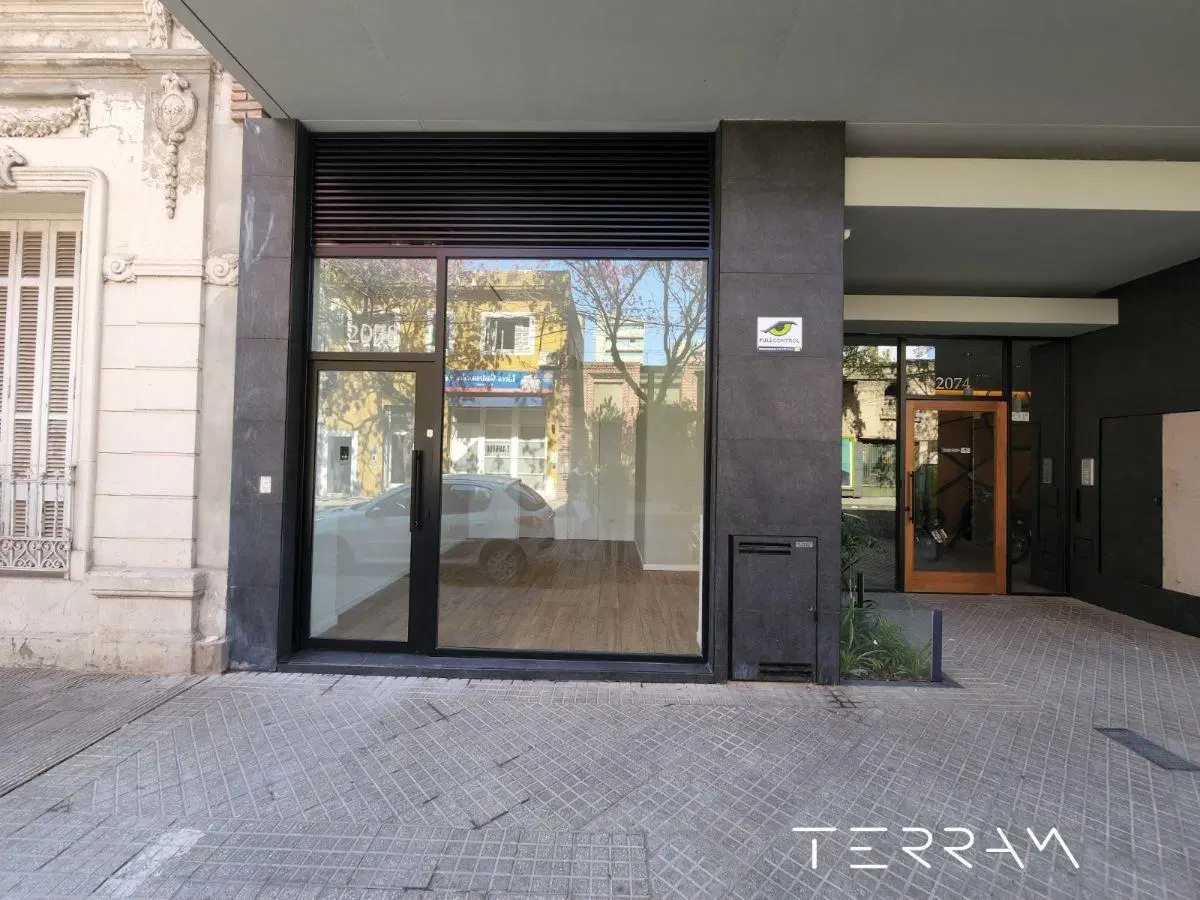 Alquiler local comercial en Zeballos 2028 5