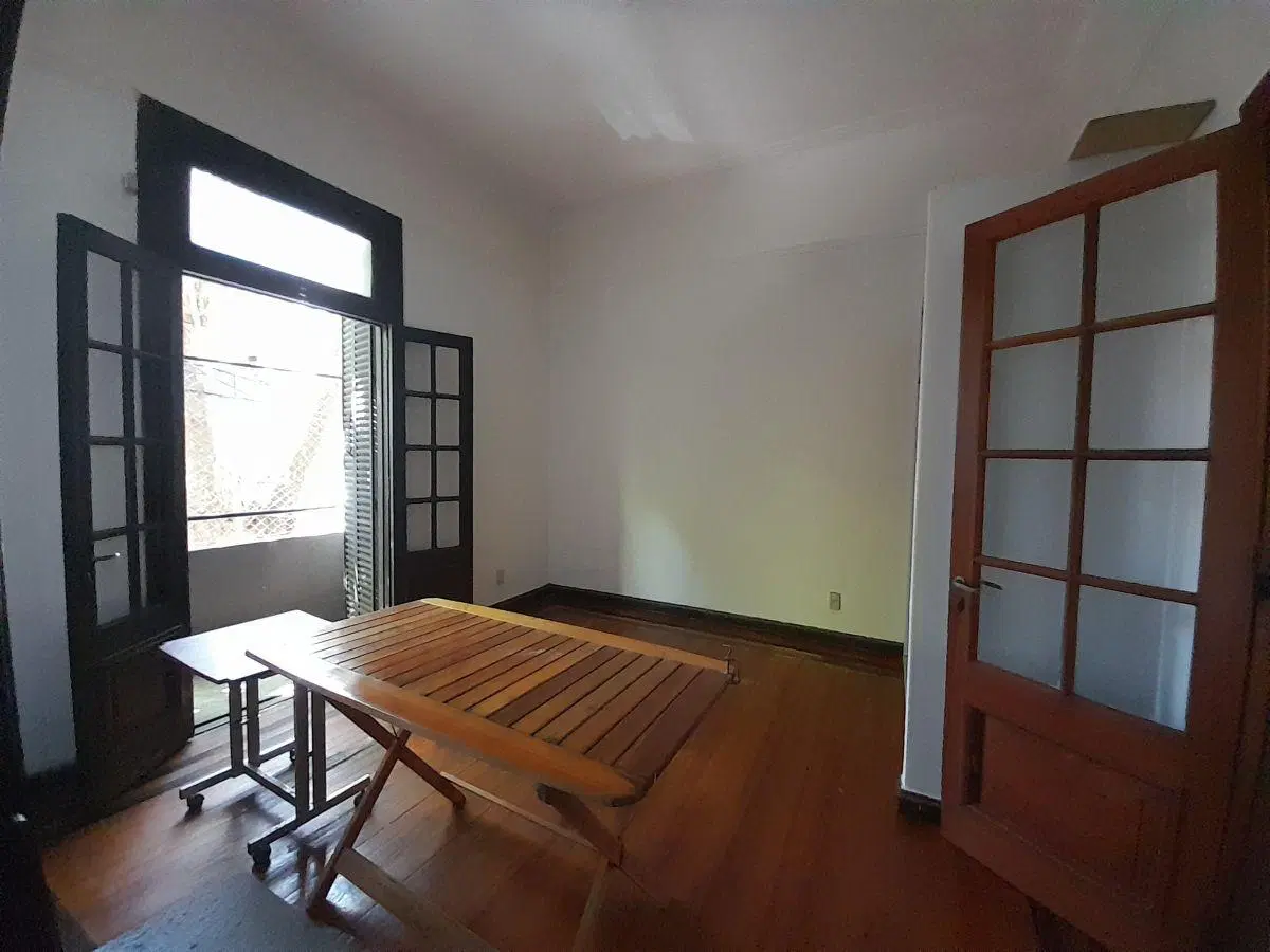 Venta Departamento 4 Amb - Balcón y Patio - Apto Profesional/comercial - Boedo 3