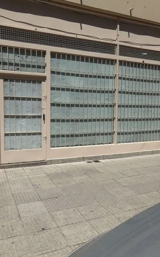 OPORTUNIDAD! GALPÓN/DEPÓSITO, SÓTANO Y COCHERA! 3