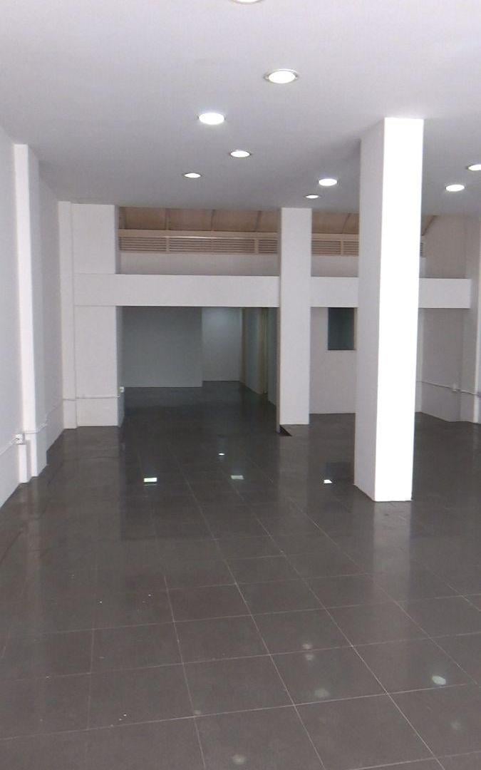 Foto de OPORTUNIDAD! GALPÓN/DEPÓSITO, SÓTANO Y COCHERA!, imagen 4