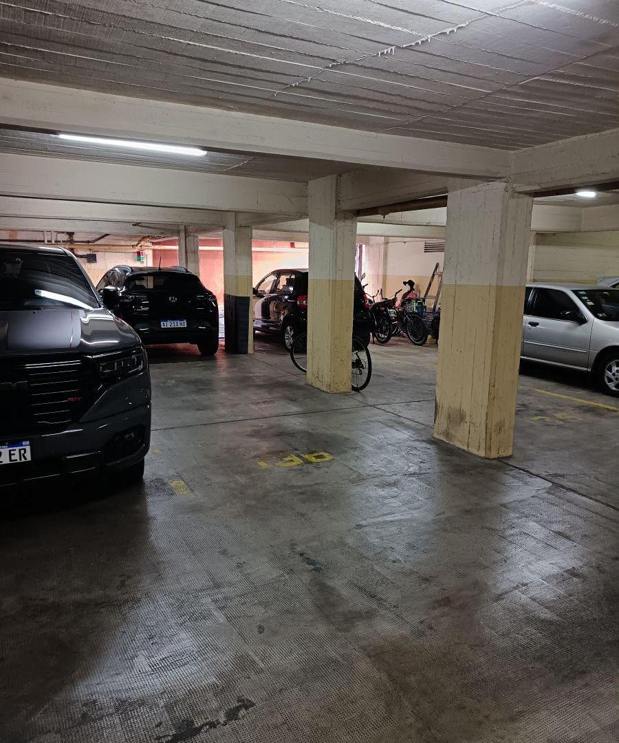 Foto de Venta Cochera Cubierta San Isidro Centro C/ Portón Automático, imagen 5
