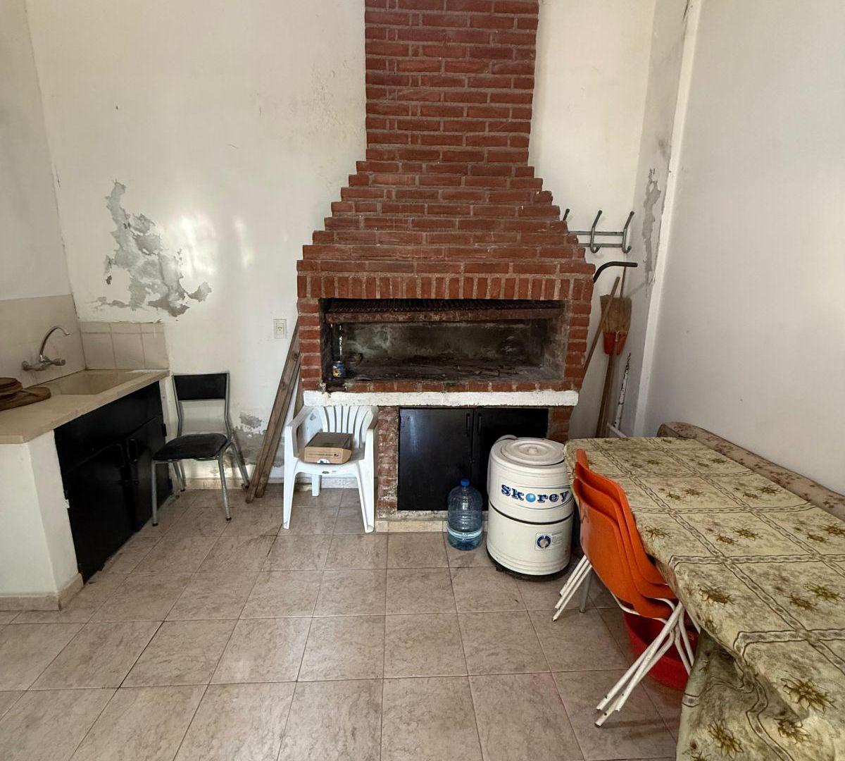CASA 5 AMBIENTES - LOTE PROPIO