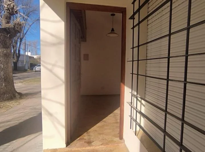 Casa en  venta en el centro de Saladillo, prov de Buenos Aires 4