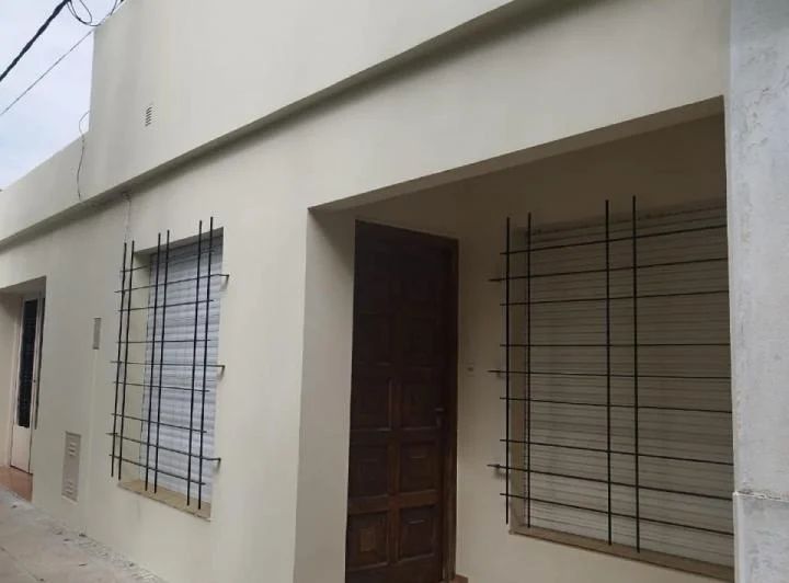 Casa en  venta en el centro de Saladillo, prov de Buenos Aires 3