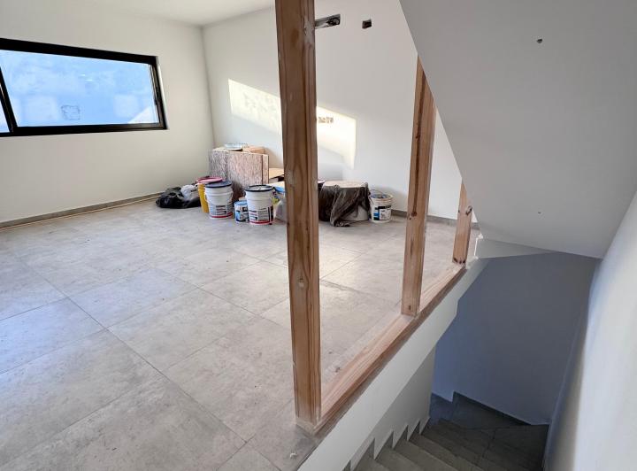 TRIPLEX EN VENTA - 2 DORM - DOCTA URBANIZACIÓN/ ETAPA I 5