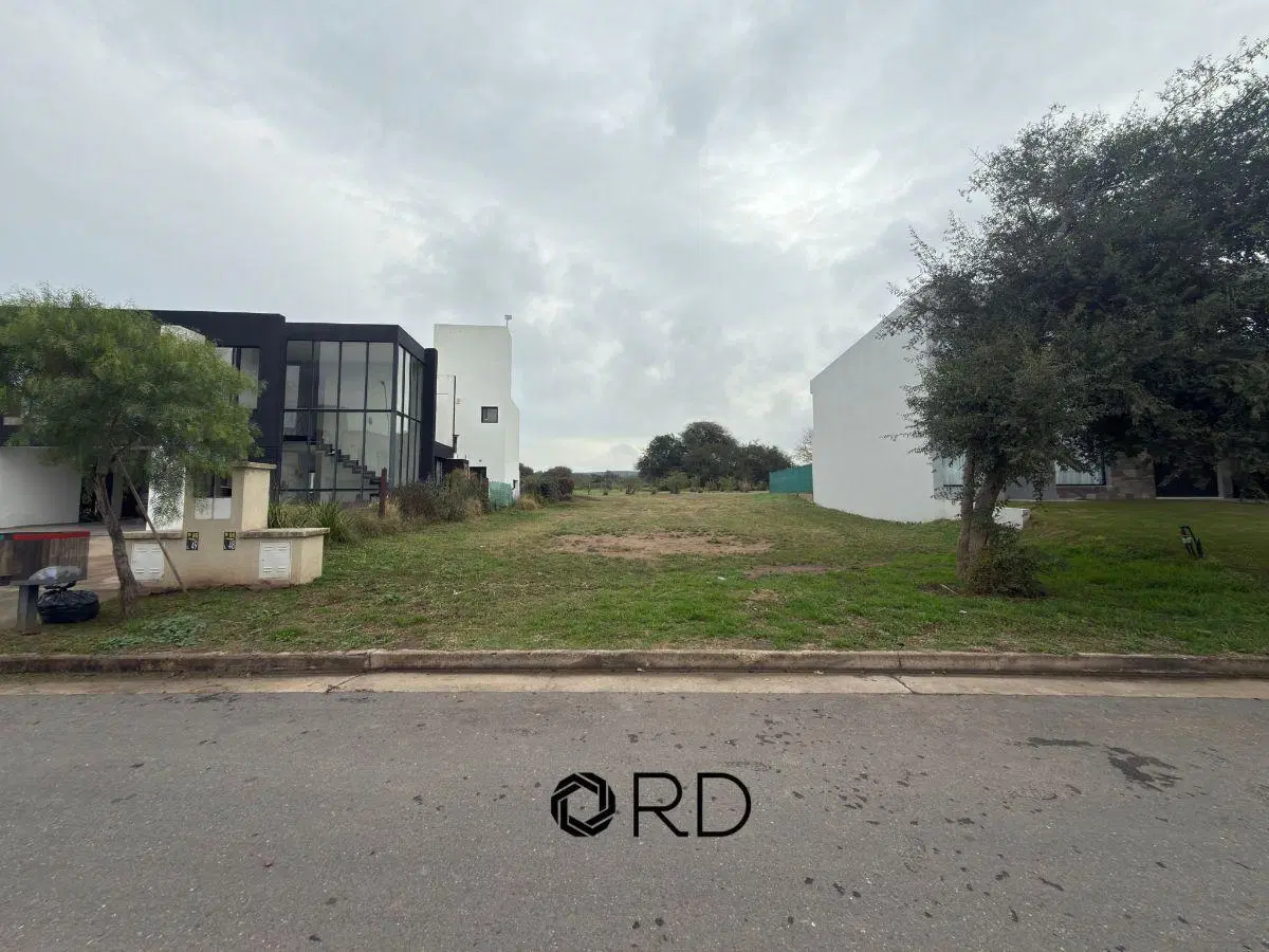 Lote en venta Siete Soles - 621 m2 - Parterres 3