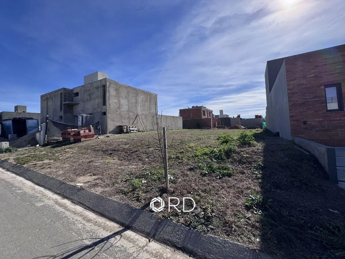 Lote en venta en Docta Avenida - 360 m2 - Apto dúplex (15 m2 de frente) 5