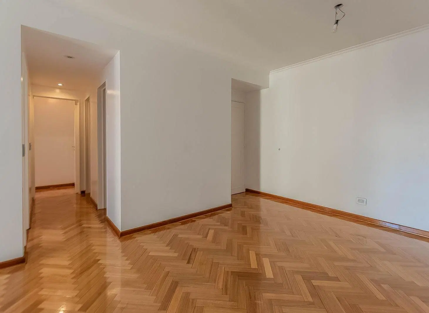 Se alquila departamento de 3 ambientes en Nuñez - Luminoso - Muy buena ubicación. 2
