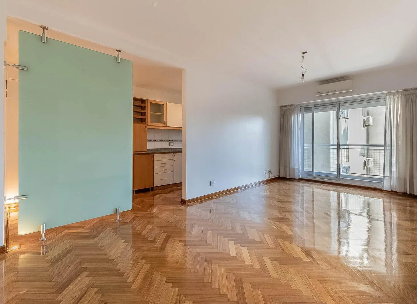 Se alquila departamento de 3 ambientes en Nuñez - Luminoso - Muy buena ubicación. 3