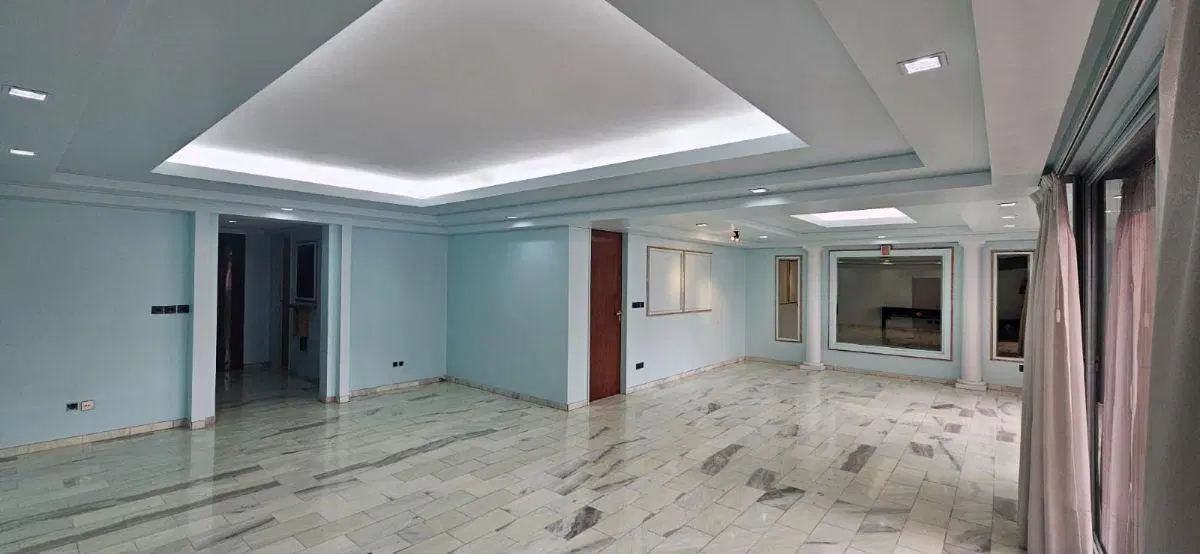 Oportunidad VENTA | Departamento de 4 Dormitorios, Dependencia, Cochera y Baulera en Flores 4