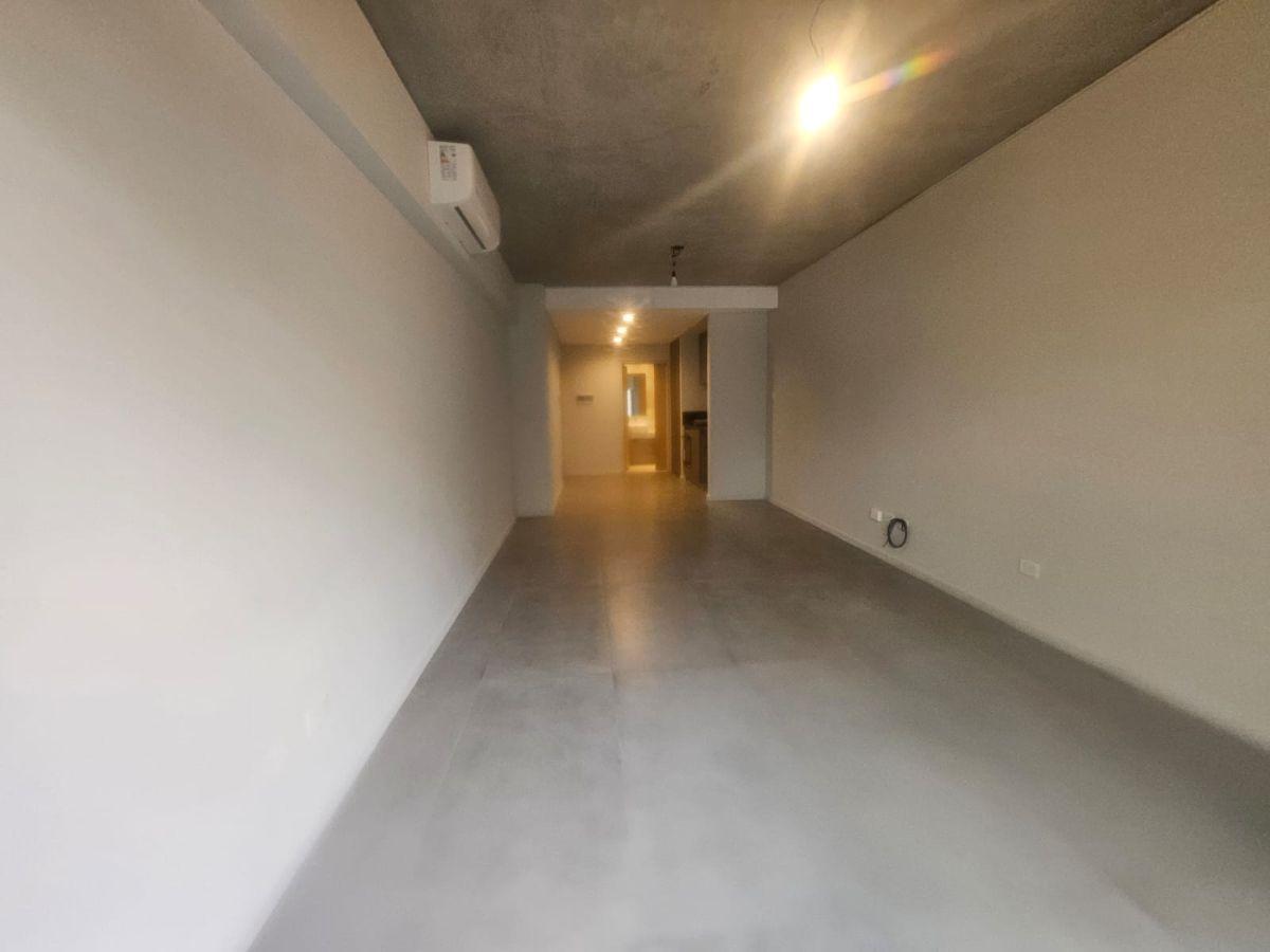 Foto de Alquiler Monoambiente Amplio con Balcon al contrafrente al pasaje, imagen 3