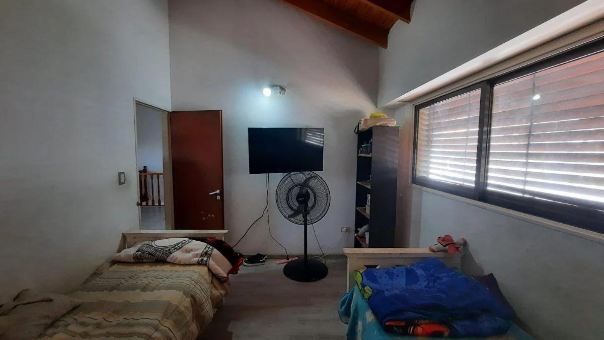 Foto de Venta Casa 5 Amb. + Galpón 180 m² | Uso Comercial y Residencial |, imagen 5