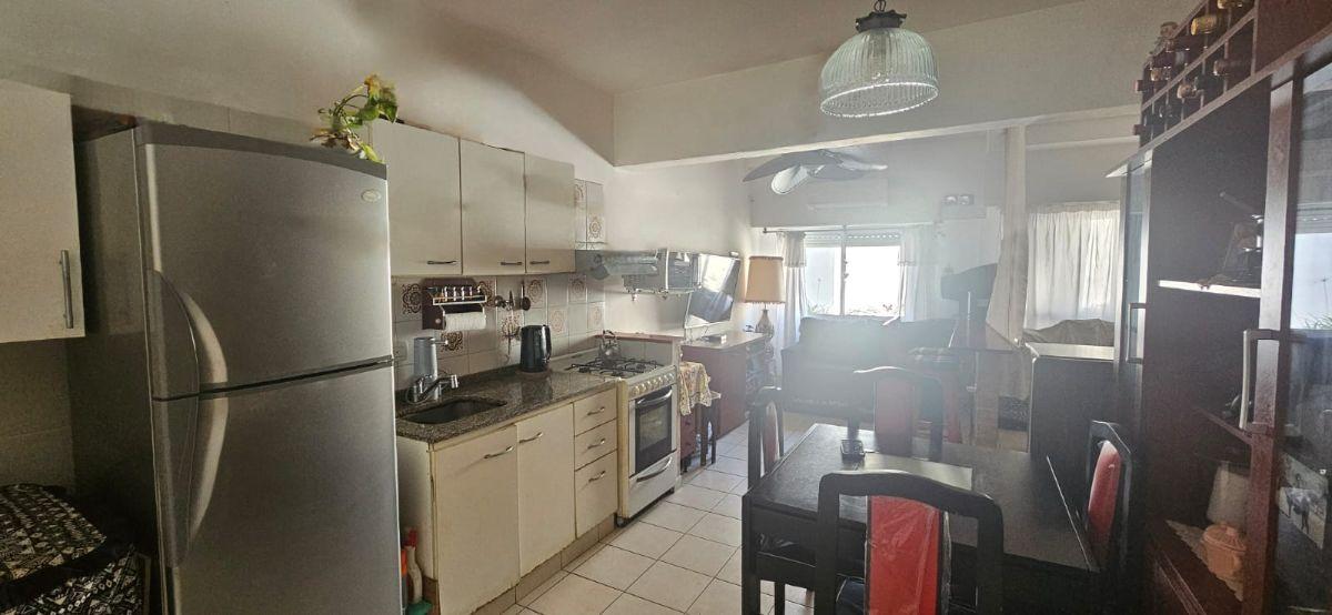 Foto de Venta monoambiente con balcon Flores, imagen 3